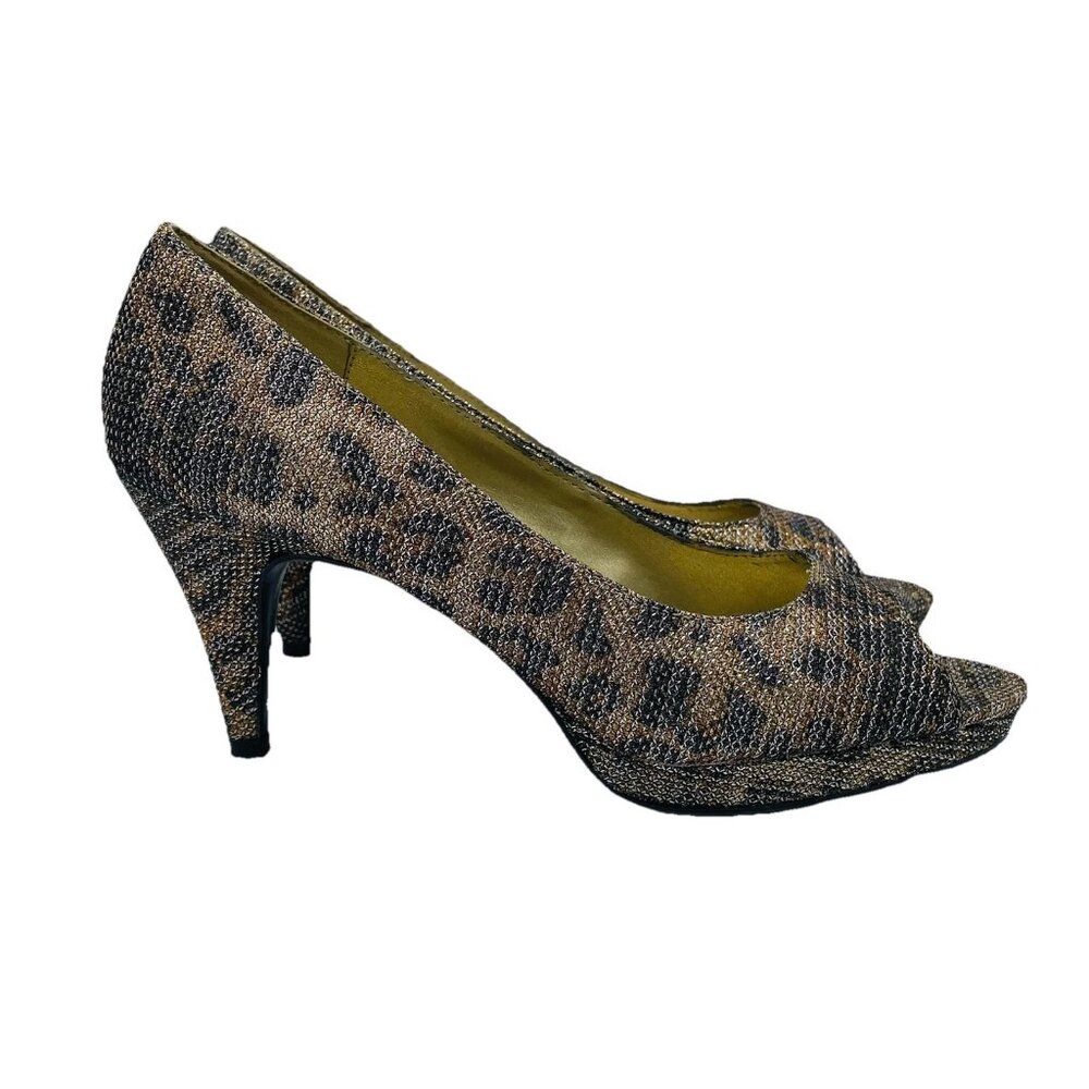 Bandolino Heels Womens Size 7.5 M Gold Shiny Glitter Leopard Mylah Slip On Pumps